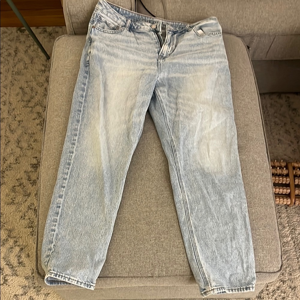 AE Strigid Mom Jean